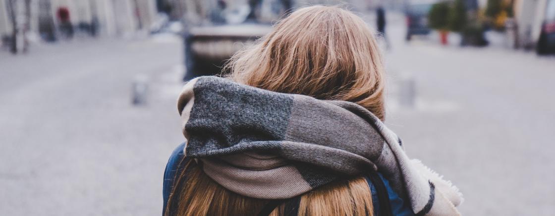 SCARVES