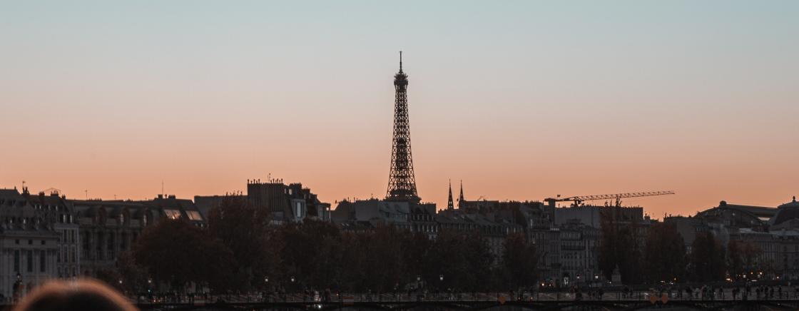 THE MOST ROMANTIC SPOTS IN PARIS